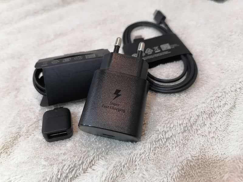Samsung s22 ultra 100% super fast charger 5
