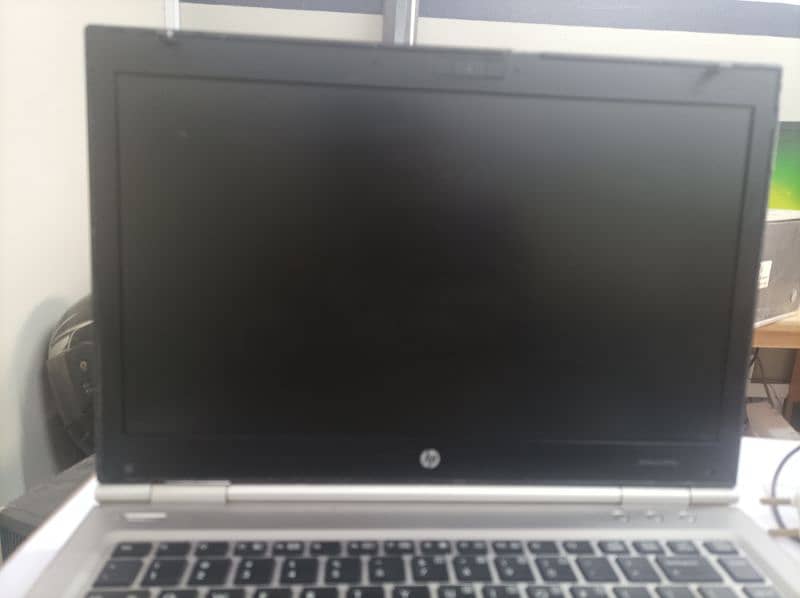 HP 840p good condition. 1