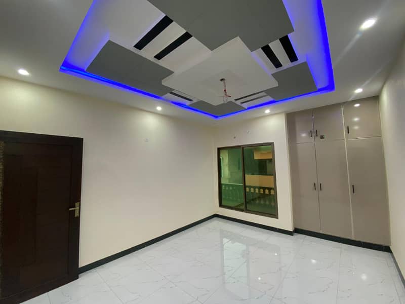 The Most Beautiful 3 Marla Corner House In Ali Park Near Bhatta Chowk Lahore Cantt ( Registry + Inteqal ) 14
