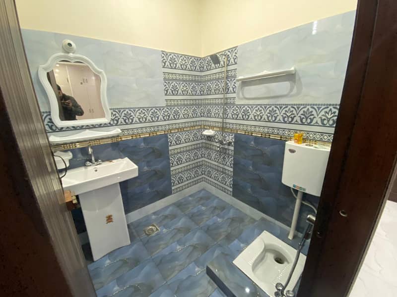 The Most Beautiful 3 Marla Corner House In Ali Park Near Bhatta Chowk Lahore Cantt ( Registry + Inteqal ) 15