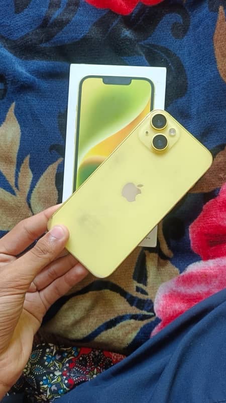 iphone 14 256GB JV/LLA model yellow rare color 2