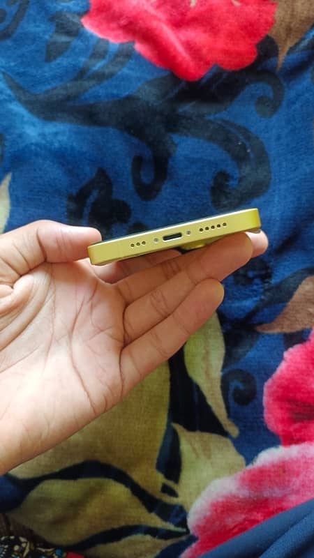 iphone 14 256GB JV/LLA model yellow rare color 3