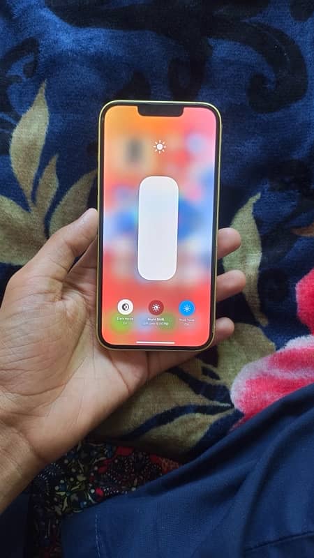 iphone 14 256GB JV/LLA model yellow rare color 7