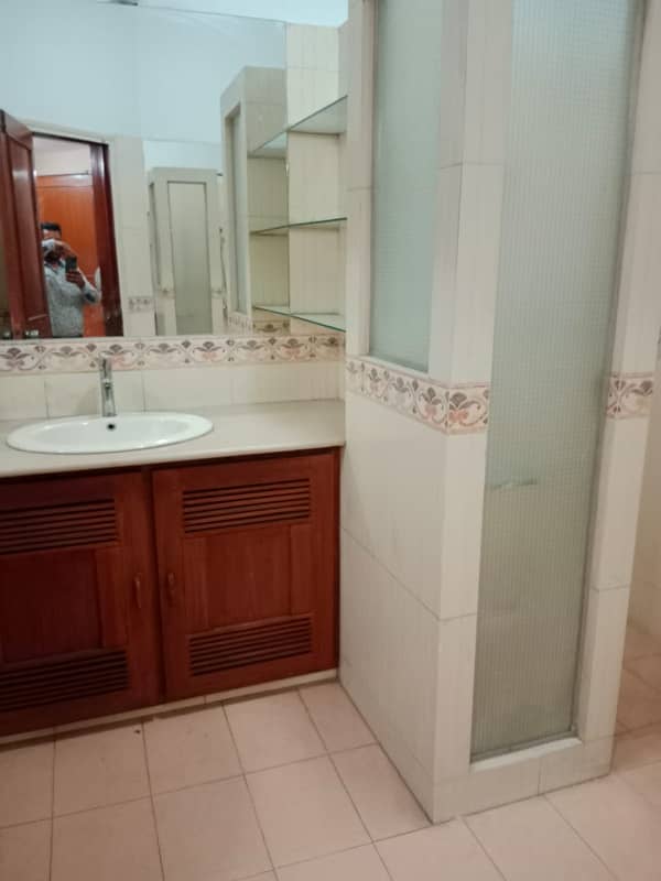 2 Kanal Modern Design Used House For Sale In DHA Phase 1 Block D 14