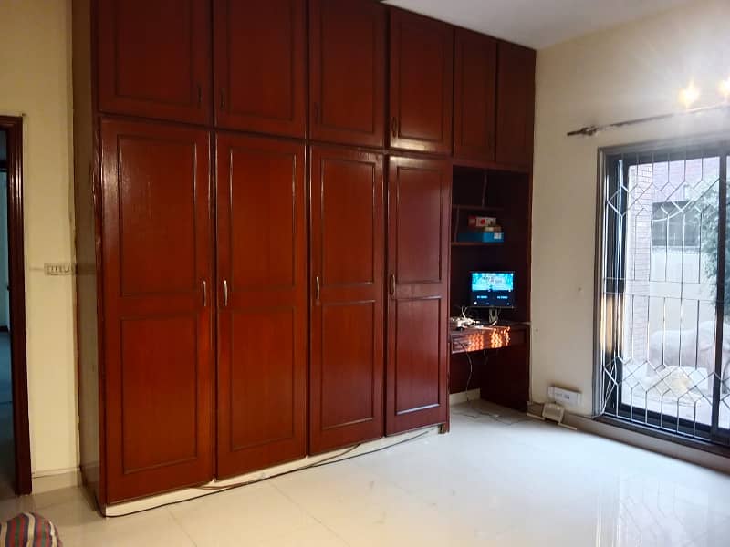 2 Kanal Modern Design Used House For Sale In DHA Phase 1 Block D 20