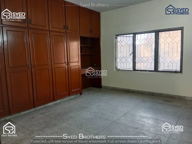 2 Kanal Modern Design Used House For Sale In DHA Phase 1 Block D 26