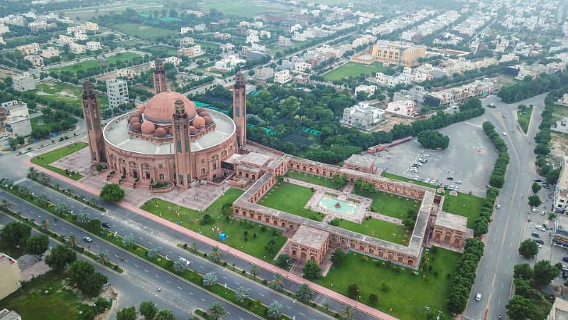 Corner 11.5 Marla Plot Number 683 For Sale In Jasmine Block Bahria Town Lahore 0