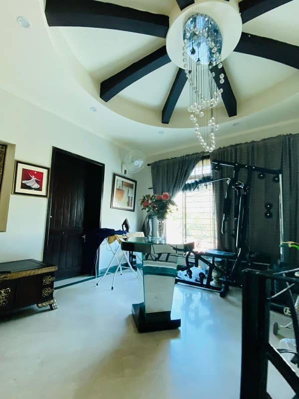 One Kanal Slightly Used Modern House For Sale In DHA Phase 4 Block GG 2
