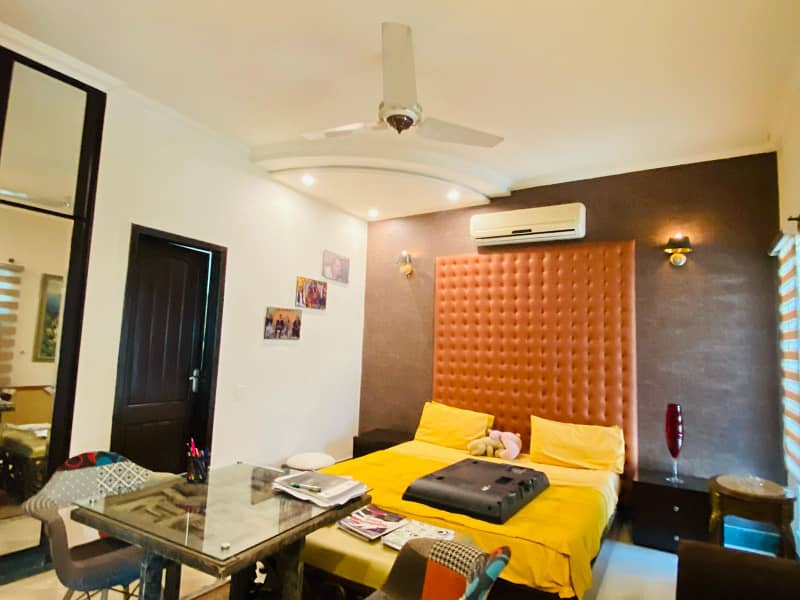 One Kanal Slightly Used Modern House For Sale In DHA Phase 4 Block GG 6
