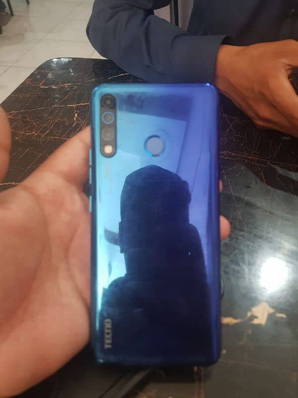 in good condition camon 12 air 3