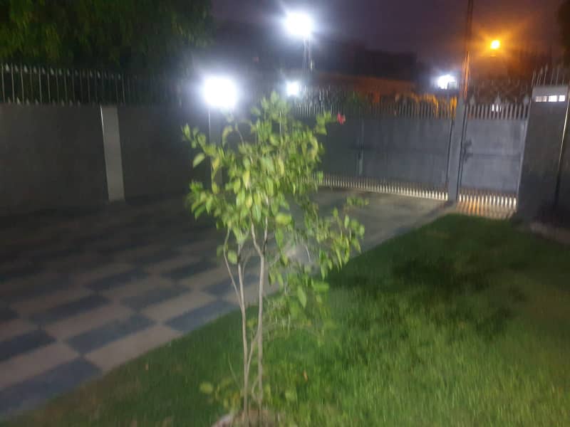 1 Kanal Beautiful Double Unit House Available For Sale In K Block DHA Phase 1 Lahore 8