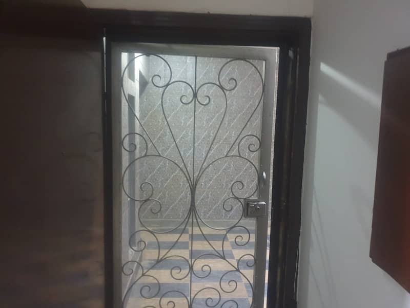 1 Kanal Beautiful Double Unit House Available For Sale In K Block DHA Phase 1 Lahore 9