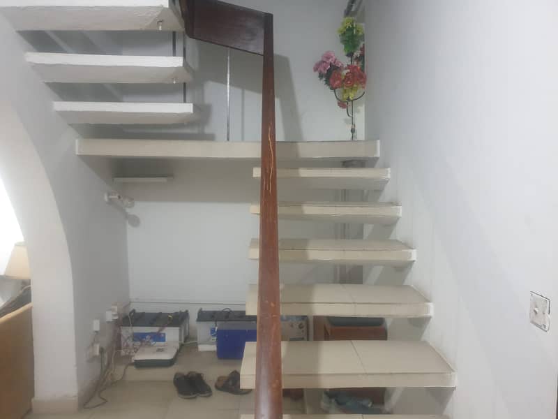 1 Kanal Beautiful Double Unit House Available For Sale In K Block DHA Phase 1 Lahore 13