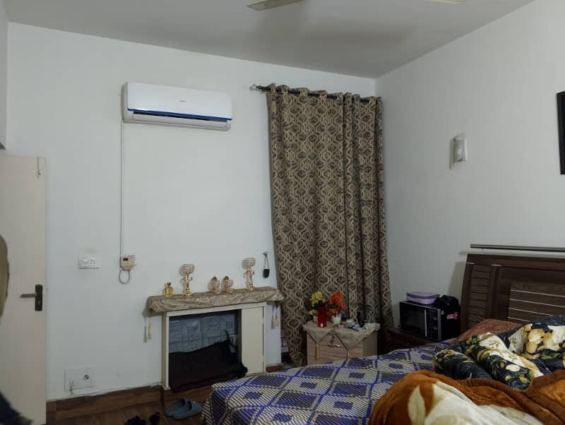 1 Kanal Beautiful Double Unit House Available For Sale In K Block DHA Phase 1 Lahore 14