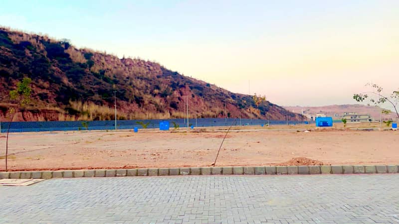 Best Location 1 kanal plot Available For Sale at Main Link Road DHA Phase 4 Islamabad 14