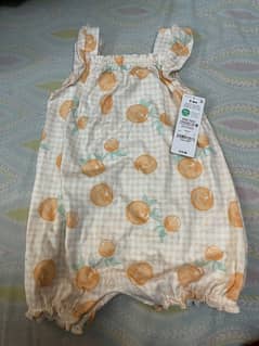 Carter's body suit