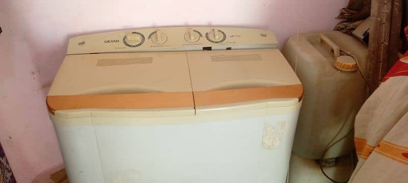 Washing machine with dryer ok condition 4