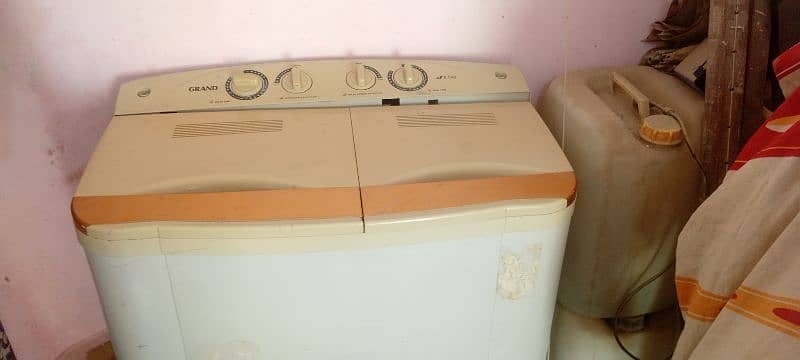 Washing machine with dryer ok condition 5