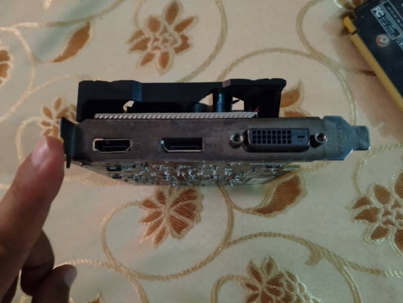 Ddr5 graphics card zotac GTX 1050ti 4gb and 2 gb 0