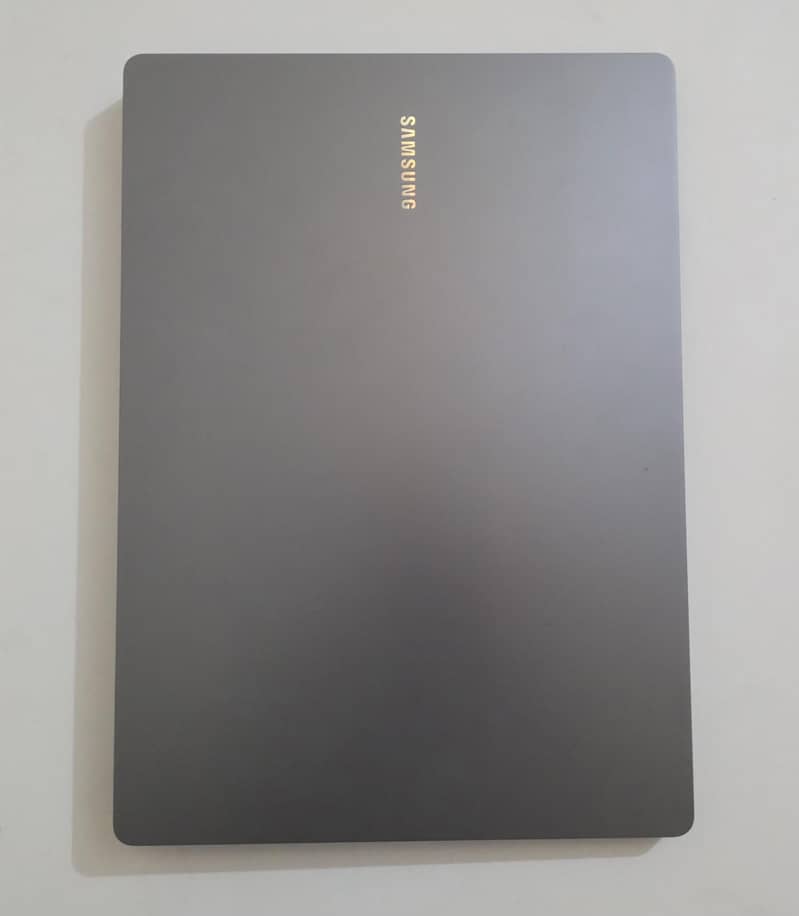 Galaxy Book5 Pro 14" 16/1 TB |3K OLED| 120hz| Toch| Warranty| UK model 7