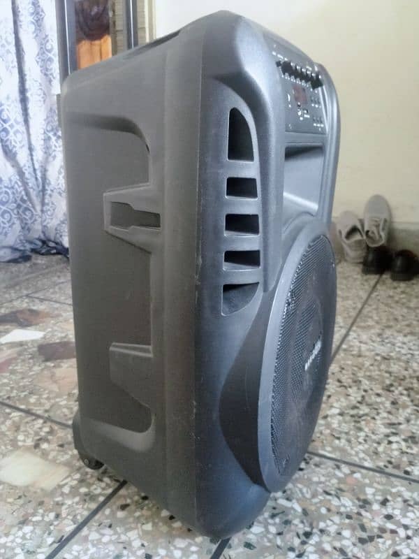 a/d/s Bluetooth Trolly speaker system 1