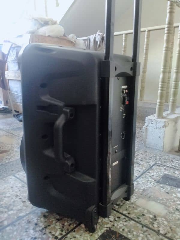 a/d/s Bluetooth Trolly speaker system 2