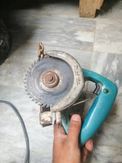 grinder +wood cutter
