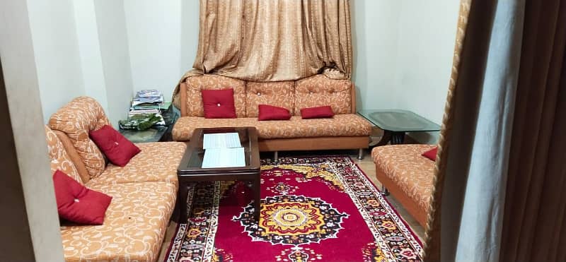 3 Bed D/D, Flat, Corner West open 0