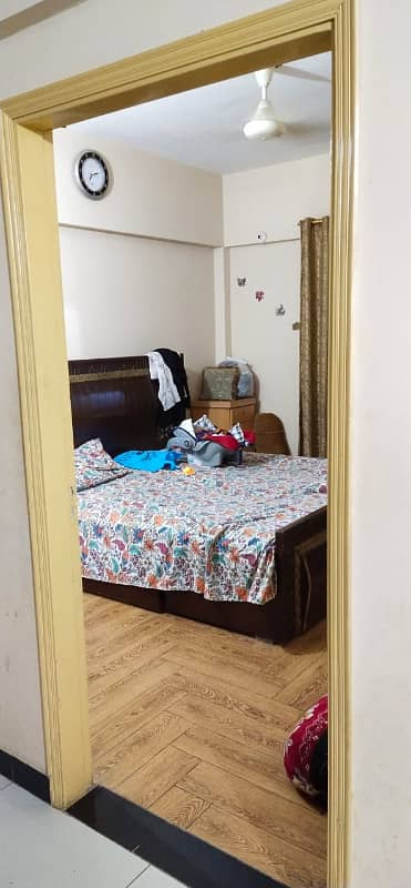 3 Bed D/D, Flat, Corner West open 4