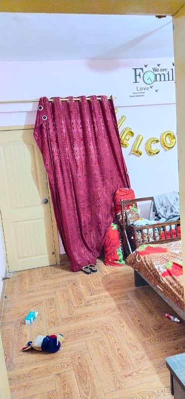 3 Bed D/D, Flat, Corner West open 13