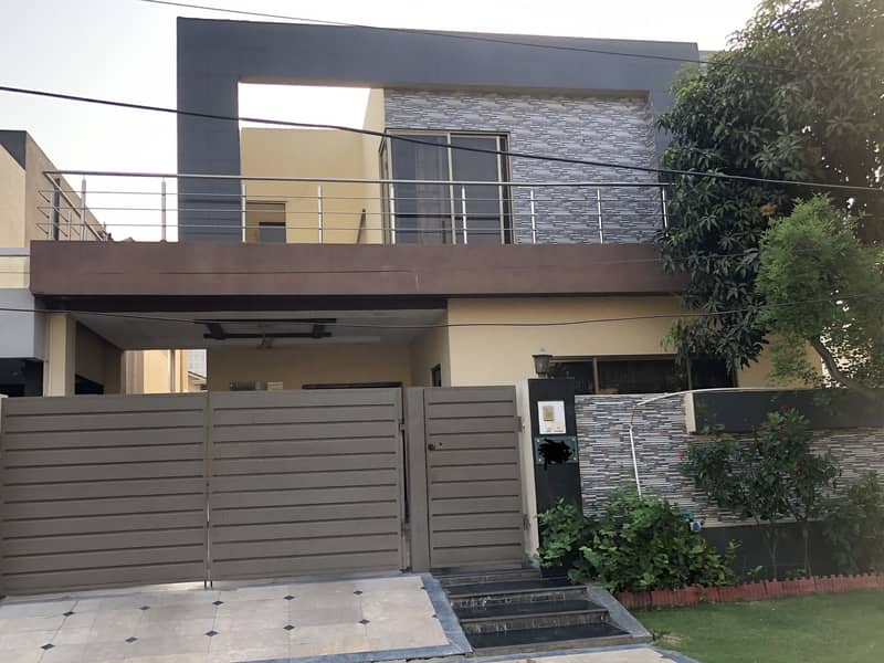 10 Marla Independent House Facing Park In DHA Phase 4 At Prime Location 0