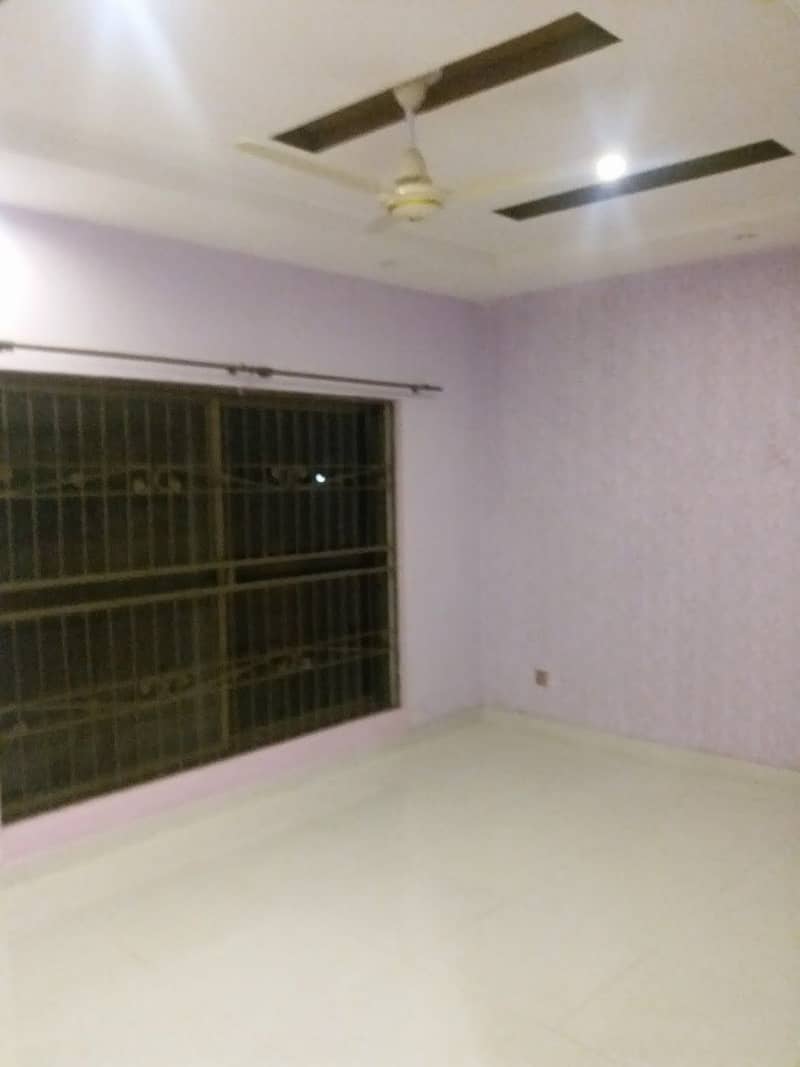 10 Marla Independent House Facing Park In DHA Phase 4 At Prime Location 4