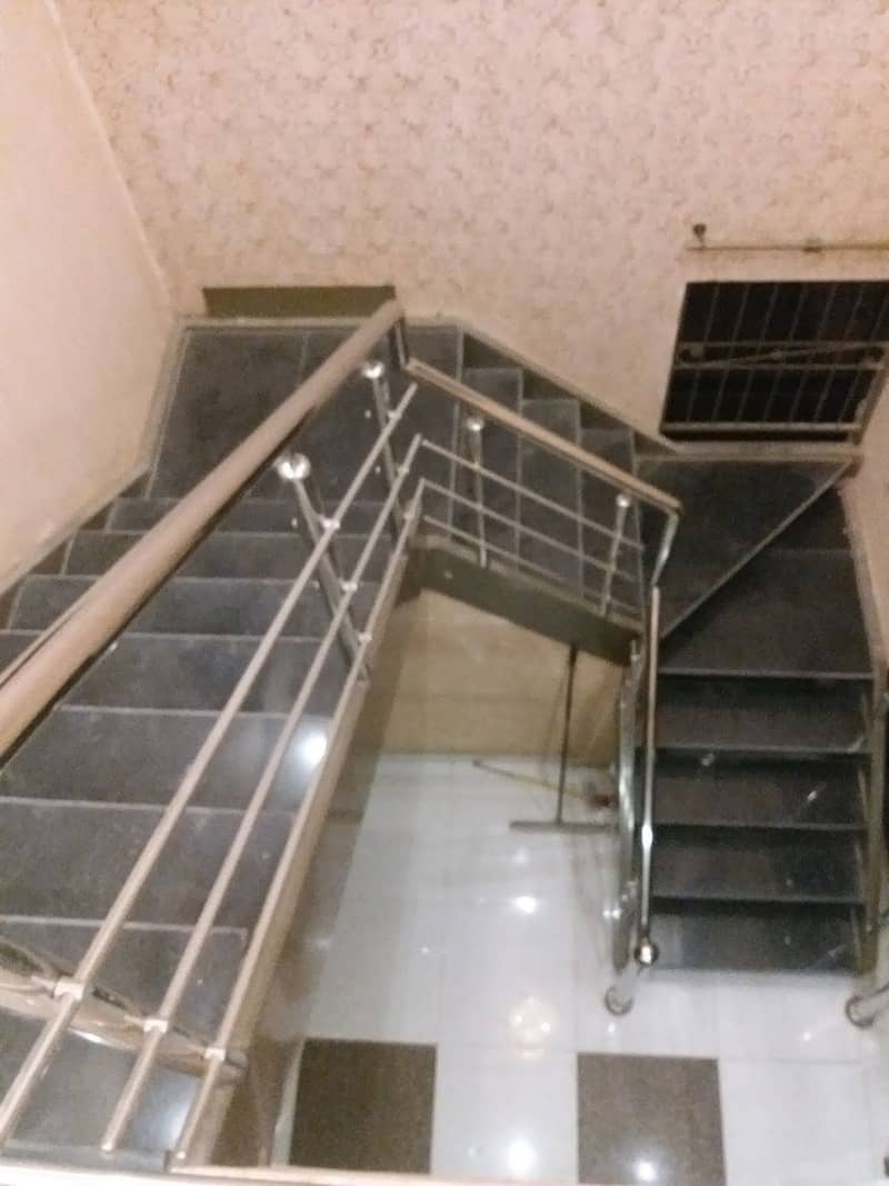 10 Marla Independent House Facing Park In DHA Phase 4 At Prime Location 5