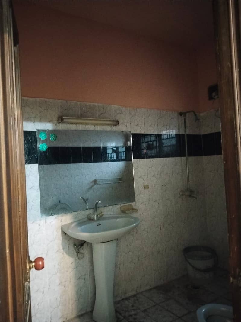 1 Kanal Upper Portion In DHA Phase 2 Near Lalik Jan Chowk 15