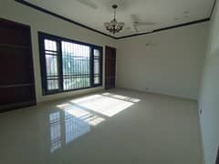 DHA LIKE NEW INDEPENDENT UPPER PORTION FOR RENT