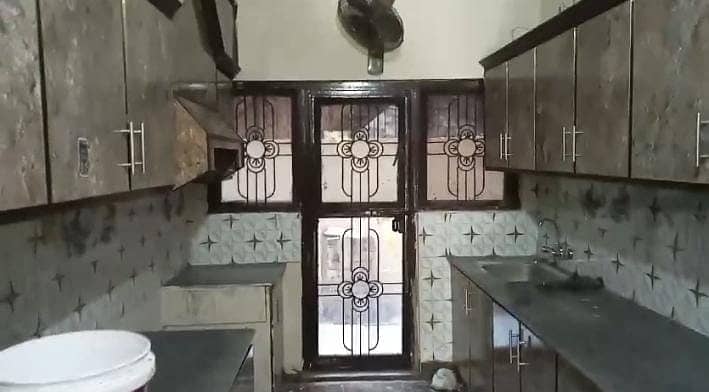 Idyllic Lower Portion Available In Johar Town Phase 1 - Block G For rent 2