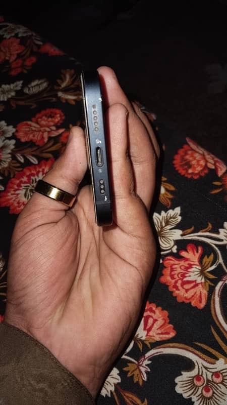 10/10 hai only serious coustmer call kare 3