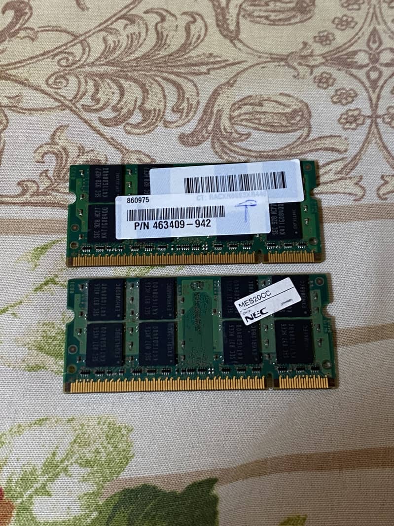 SAMSUNG 4 GB ( DDR2 ) LAPTOP RAM 2