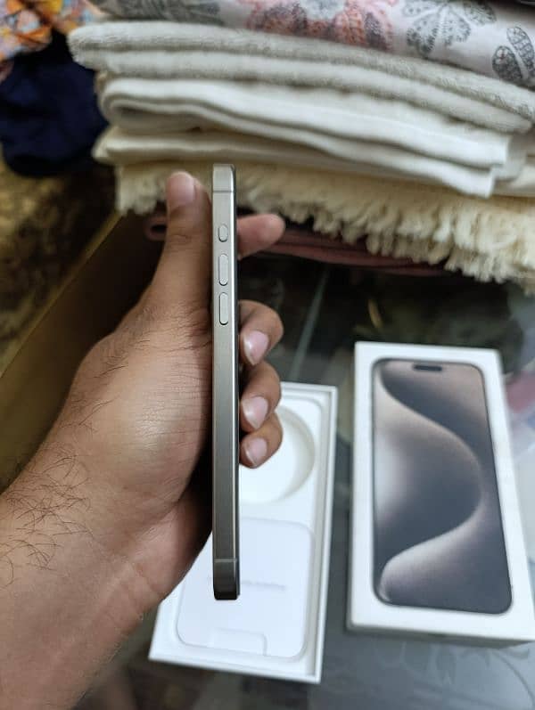 iPhone 15 Pro Max (256GB jv) 10/10 condition-With Box, cable & charger 7