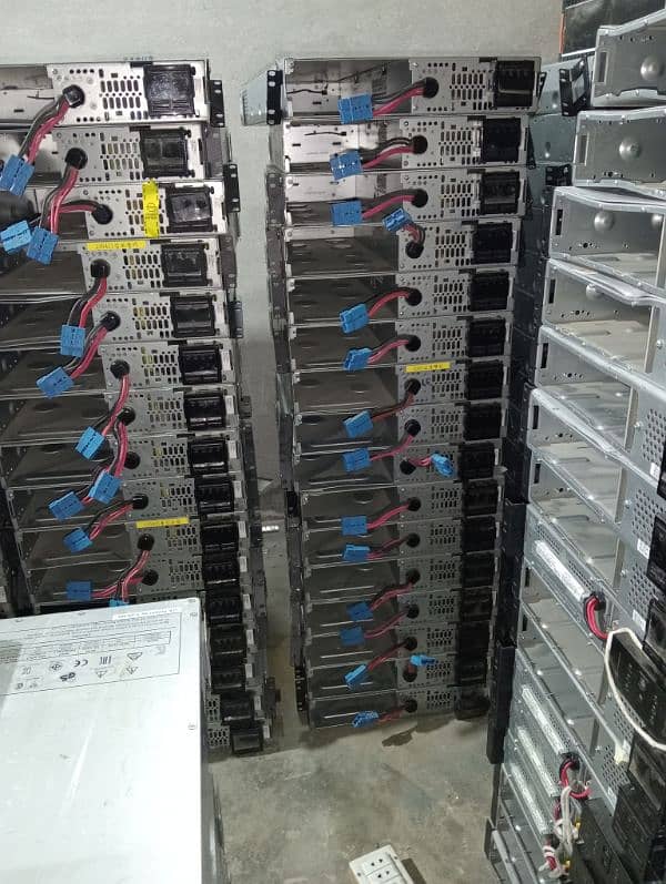 APC UPS SMT 2200va RM 48v 0