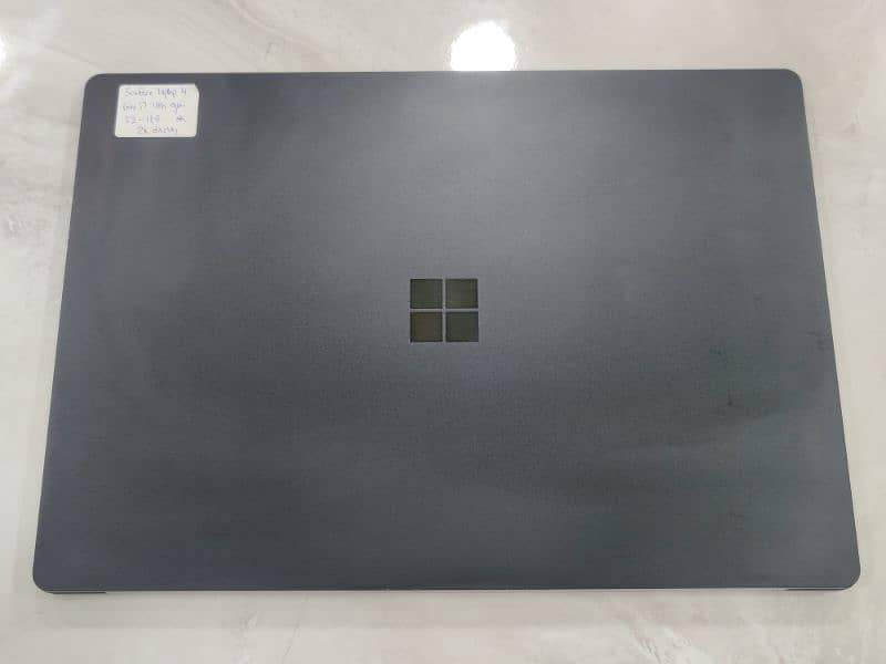 Microsoft surface laptop 4 - 15” Core i7 11th gen 3