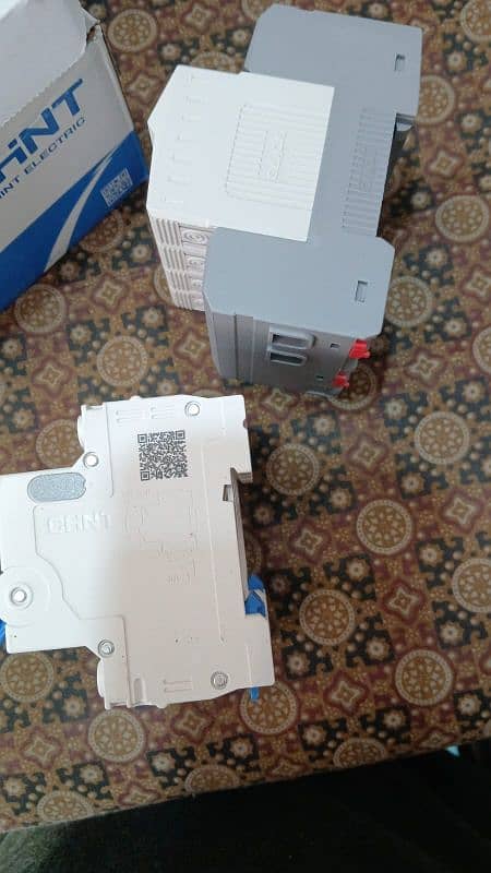 Ac,DC breakers SPD DC wire earthing wire 2
