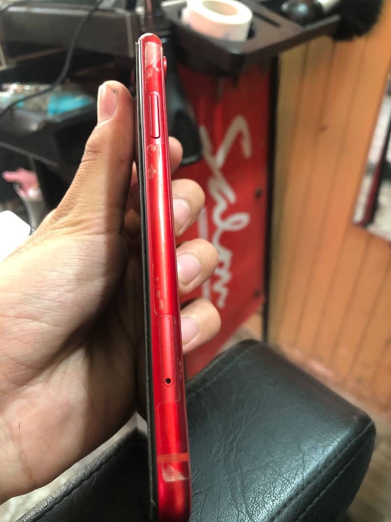 iPhone XR 64 GB NoN PTA JV 10 /10 condition Battery 97% 3