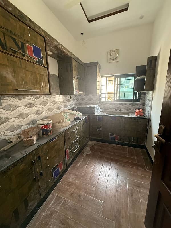 8 MARLA BEAUTIFUL HOUSE AVAILABLE FOR RENT IN KHAYABAN E AMIN BLOCK L 7