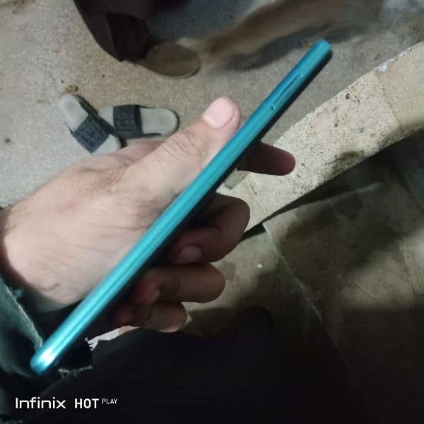 Tecno spark 8c 6