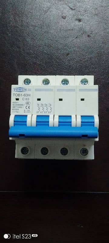 DC breakers , spd 3