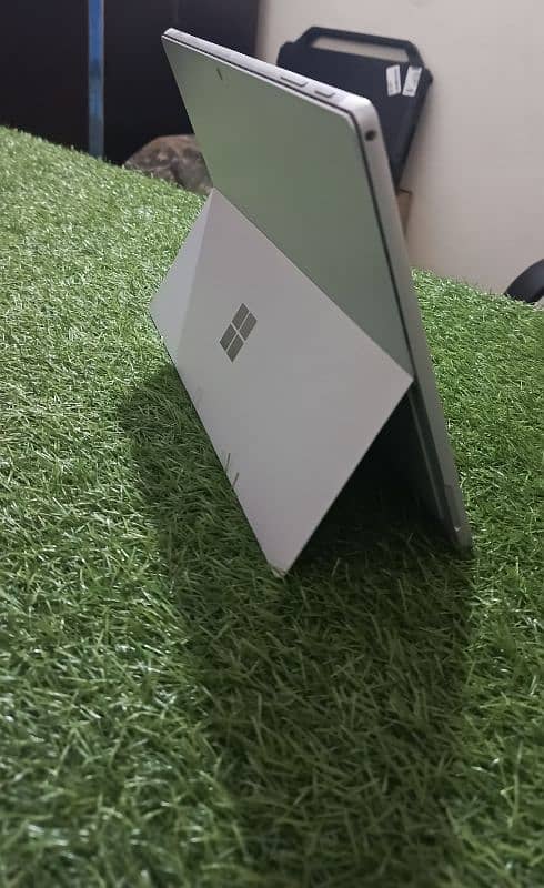 surface Pro 4 windows Tablet 128GB 4GB 12’ 2k Touch Good Condition 7