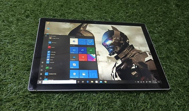 surface Pro 4 windows Tablet 128GB 4GB 12’ 2k Touch Good Condition 13