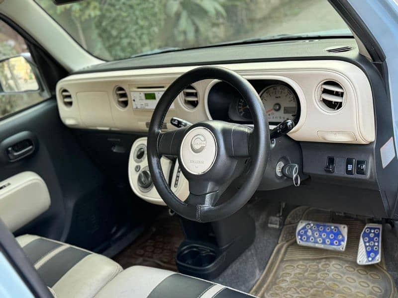 Daihatsu Mira Cocoa 2014 3