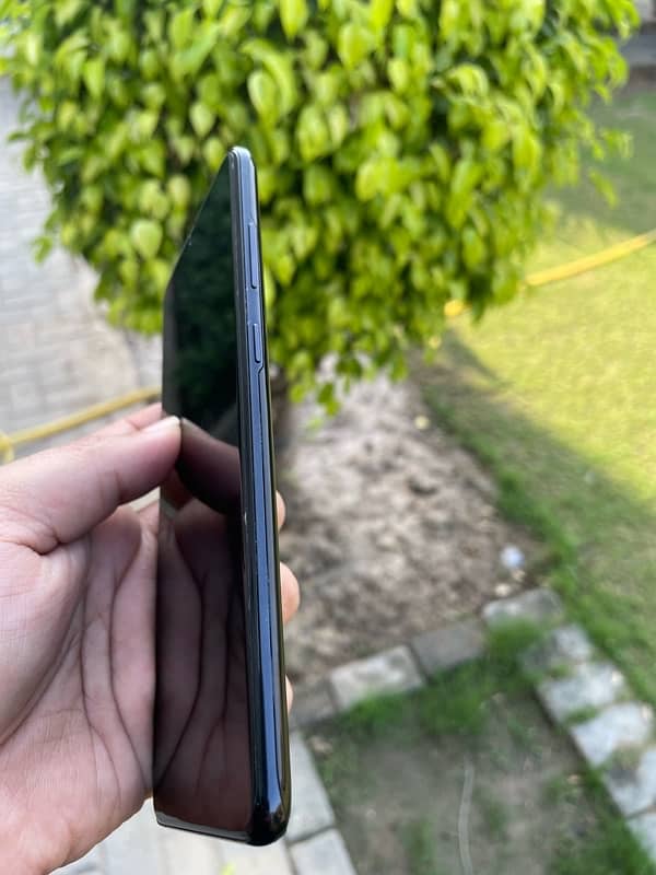 Samaung S20 Plus 5G 3